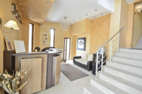 Гостиница Eleganza Hotel, София